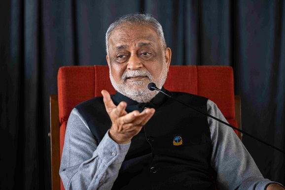 Daaji-4